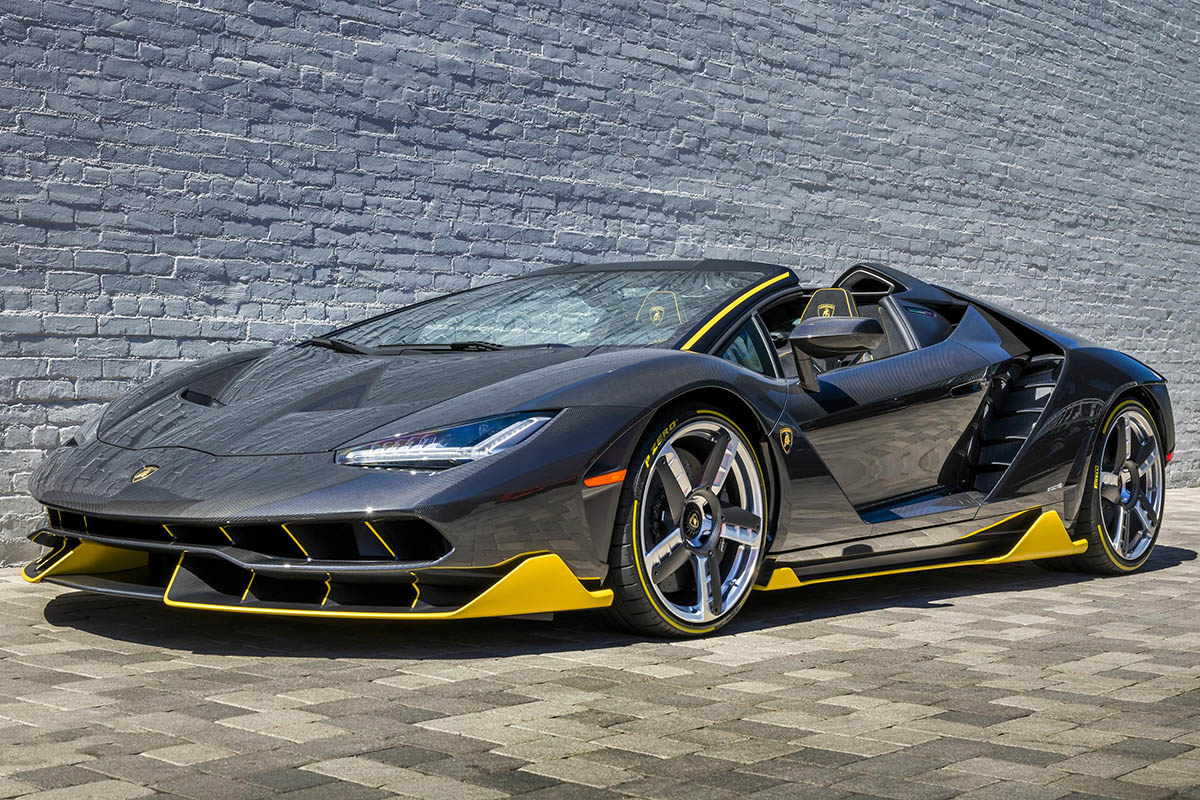 Lamborghini Centenario Roadster - frontal - lateral