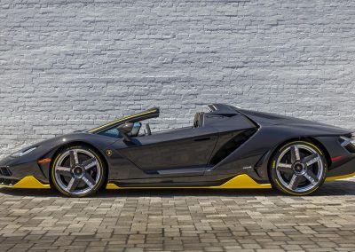 Lamborghini Centenario Roadster - lateral