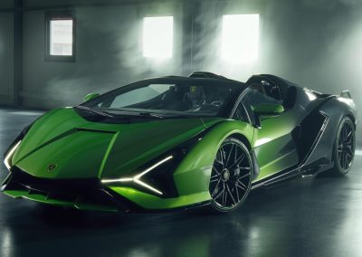 Lamborghini Sián - frontal - lateral