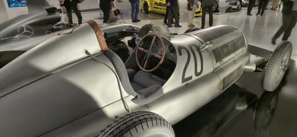 Mercerdes-Benz F1 - salpicadero