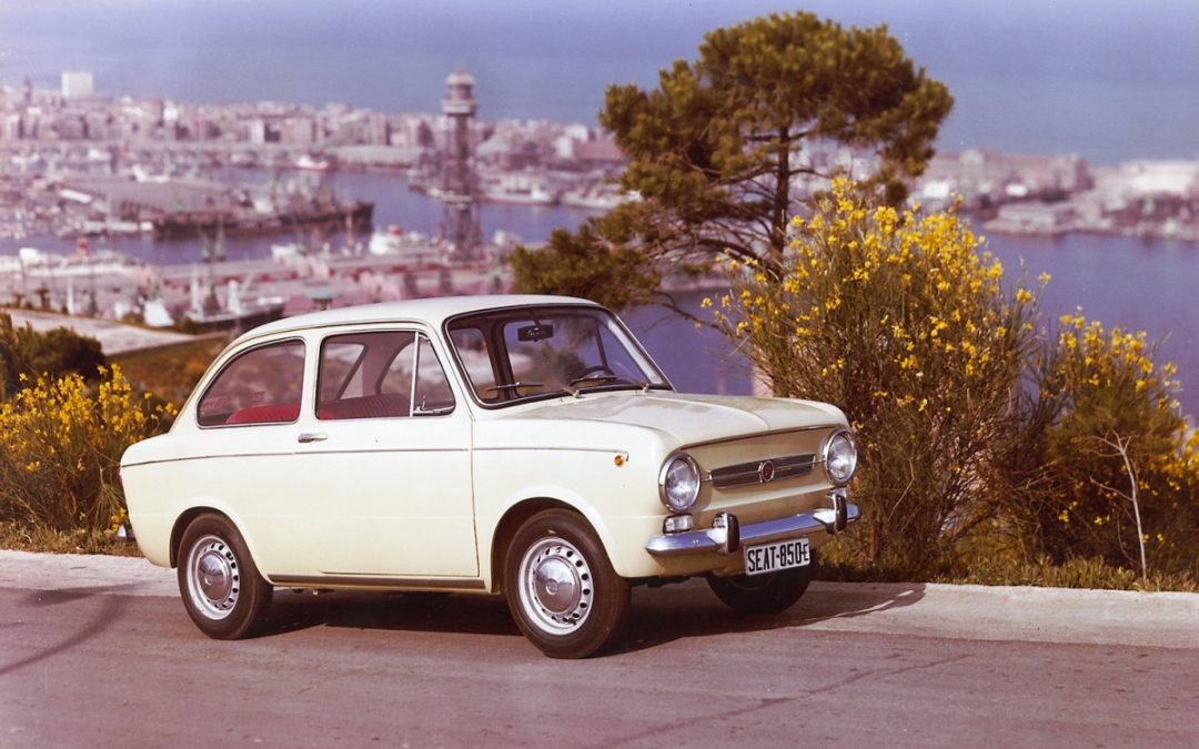 El SEAT 850 cumple 60 años. La historia del coche más vendido de España en 1967 y de 1969 a 1972