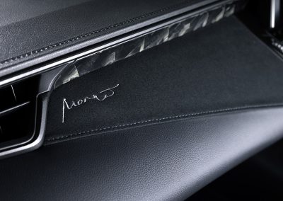 Toyota GRMN Corolla (2026) - detalle - salpicadero