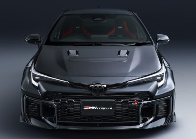 Toyota GRMN Corolla (2026) - vista - frontal