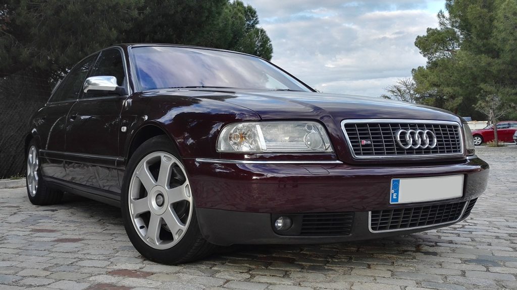 Audi S8 2002