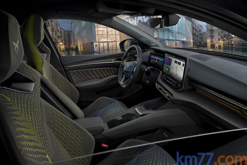 Interior del CUPRA Raval