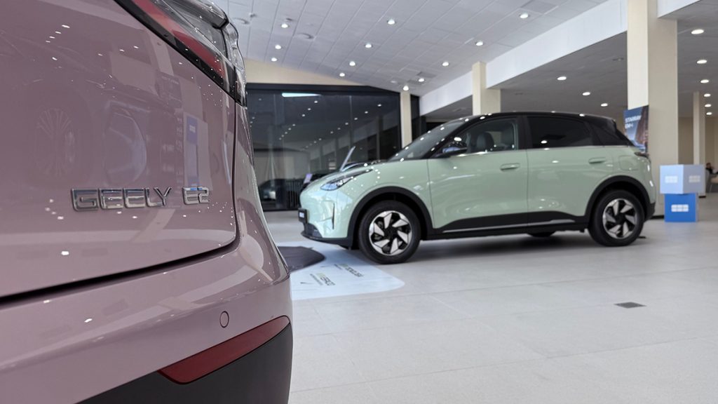 Geely E2