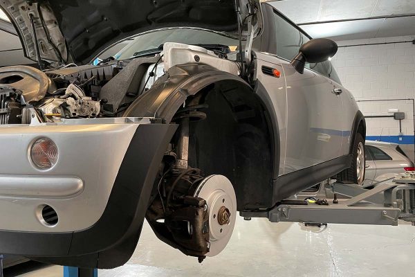 El placer de cuidar el coche de los otros